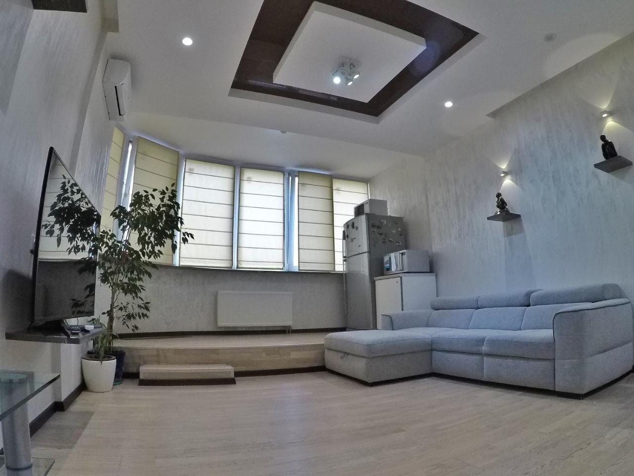 Apartment On Dragomirova Киев Экстерьер фото