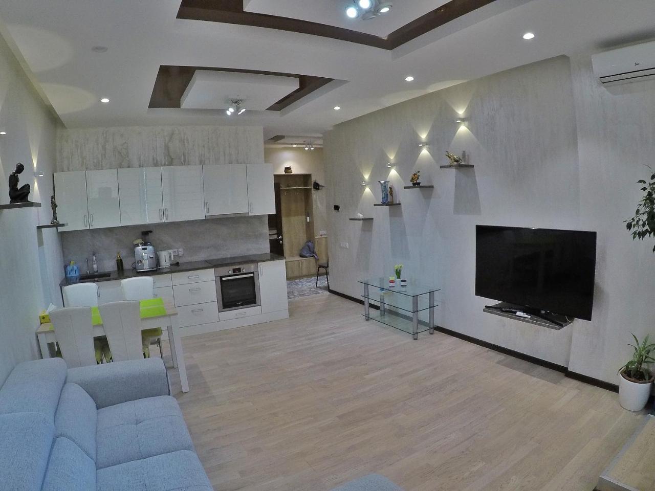 Apartment On Dragomirova Киев Экстерьер фото
