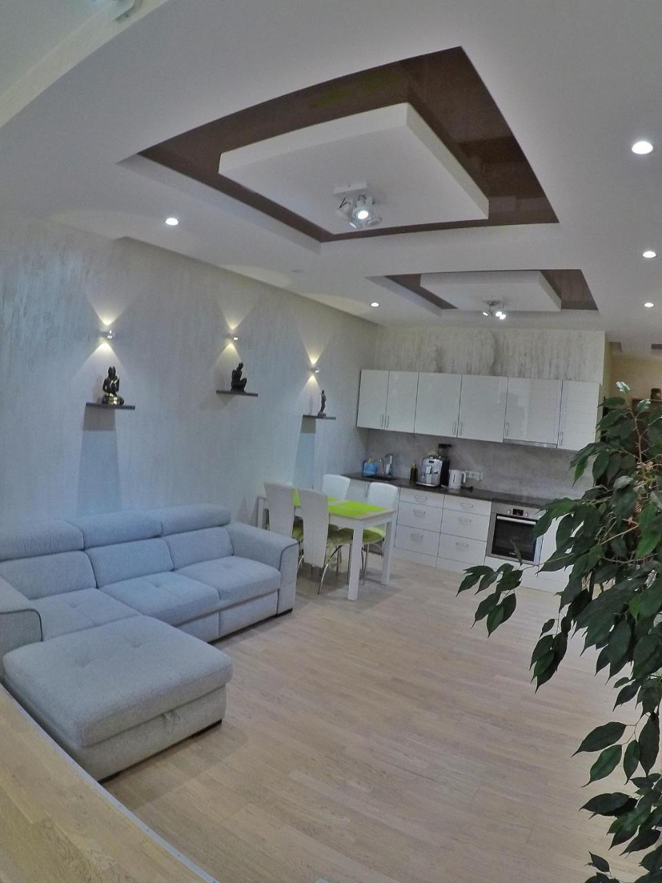 Apartment On Dragomirova Киев Экстерьер фото